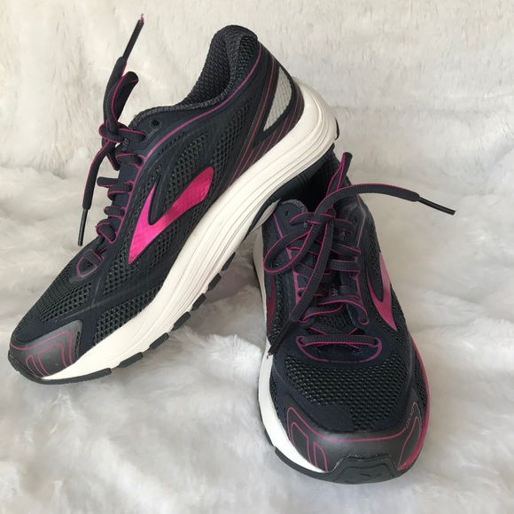 Brooks Dyad 9 Running Sneakers - Picture 2 of 5